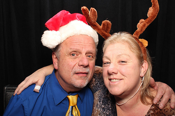 2014-12-13 WYNIT Holiday Party-15